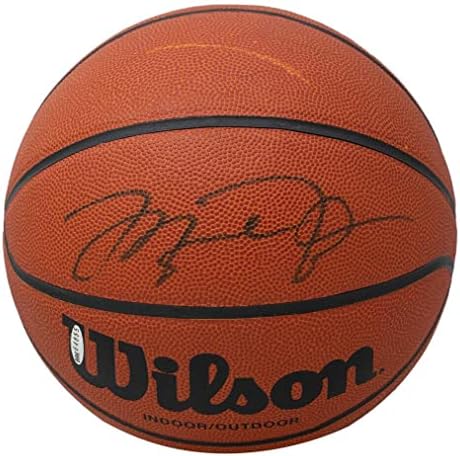Майкъл Джордан на Чикаго Булс Подписа С Wilson Jet Баскетбол UDA - Баскетболни Топки С Автограф на Чикаго Булс Майкъл